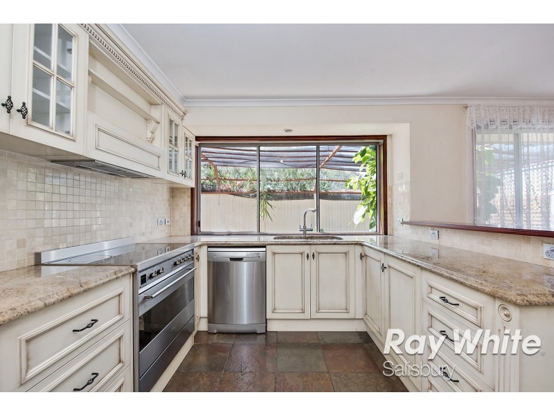 2 Hart Court, Parafield Gardens SA 5107