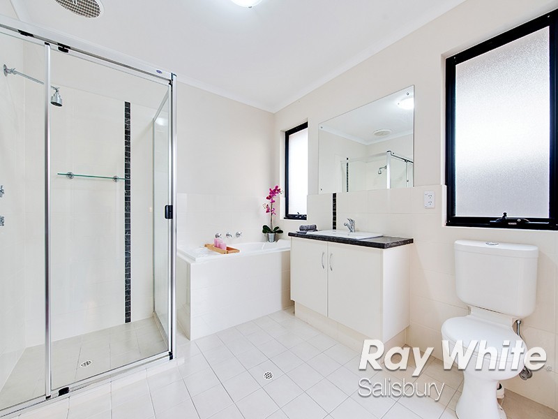 1 Amelia Court, Paralowie SA 5108