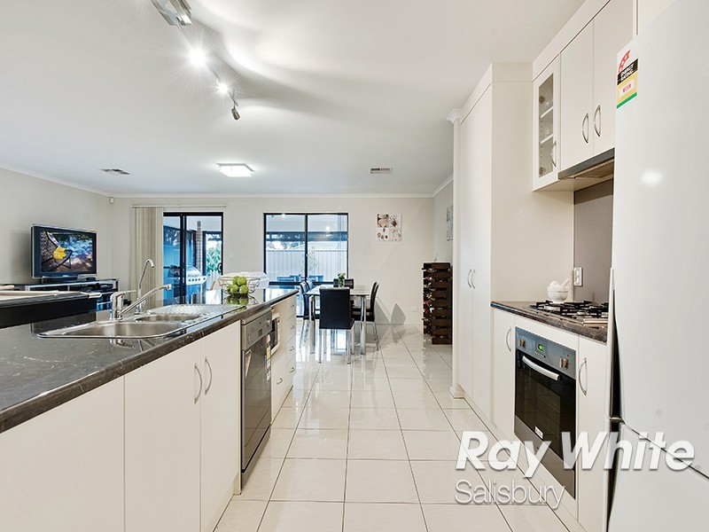 1 Amelia Court, Paralowie SA 5108