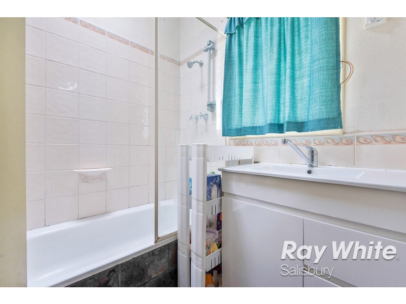 26 Durdin Road, Elizabeth Vale SA 5112