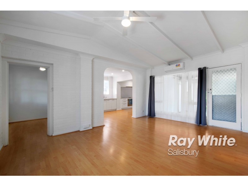 21 Nitschke Street, Elizabeth Grove SA 5112