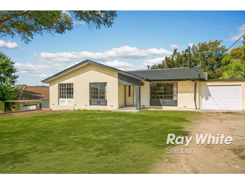 13 Sea View Road, Para Hills SA 5096