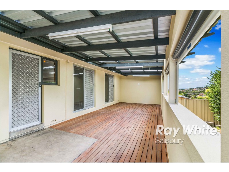 13 Sea View Road, Para Hills SA 5096