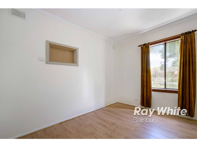 15 Short Road, Elizabeth SA 5112