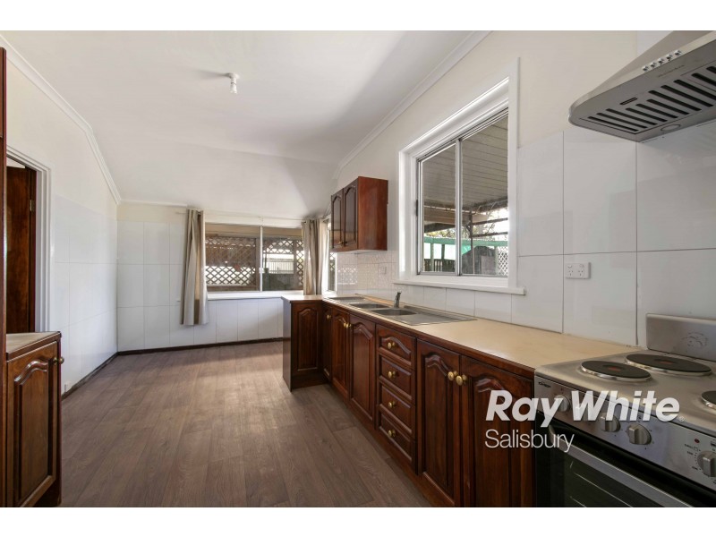 15 Short Road, Elizabeth SA 5112