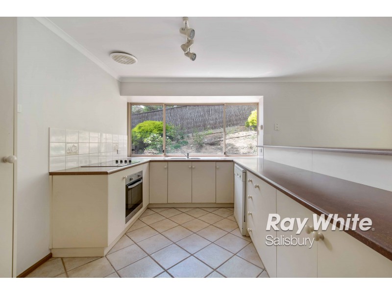 12 Hedgerow Ct, Greenwith SA 5125