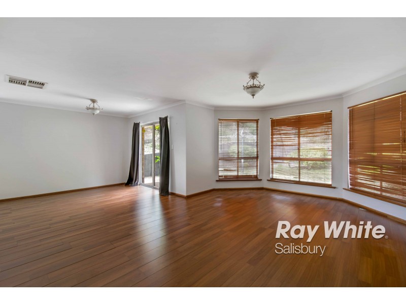 12 Hedgerow Ct, Greenwith SA 5125