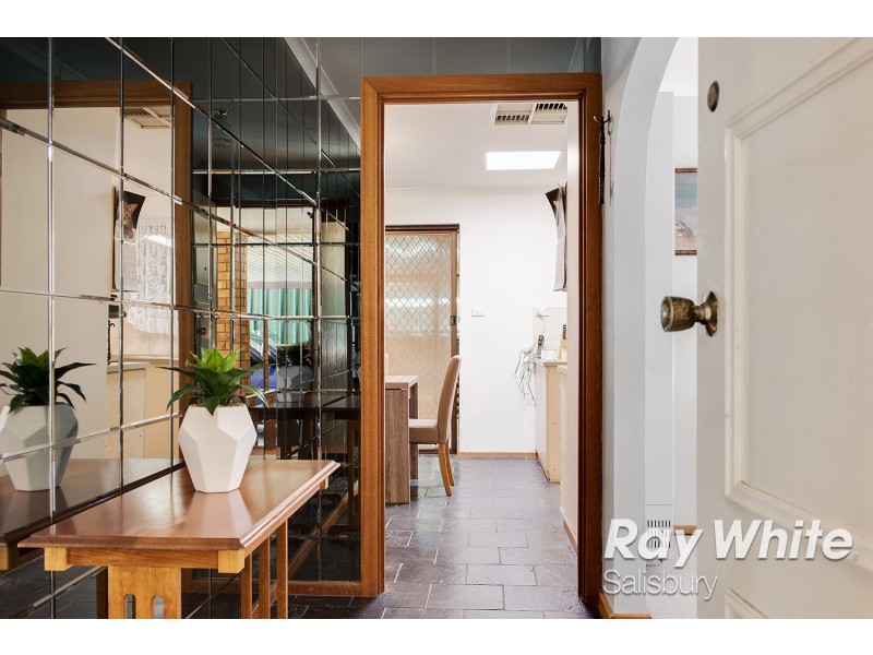 24 Raner Avenue, Parafield Gardens SA 5107