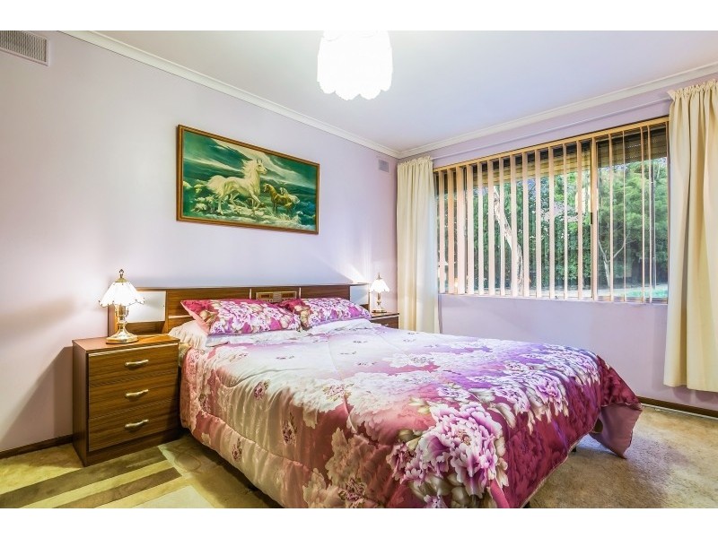 33 Balmoral Road, Salisbury East SA 5109