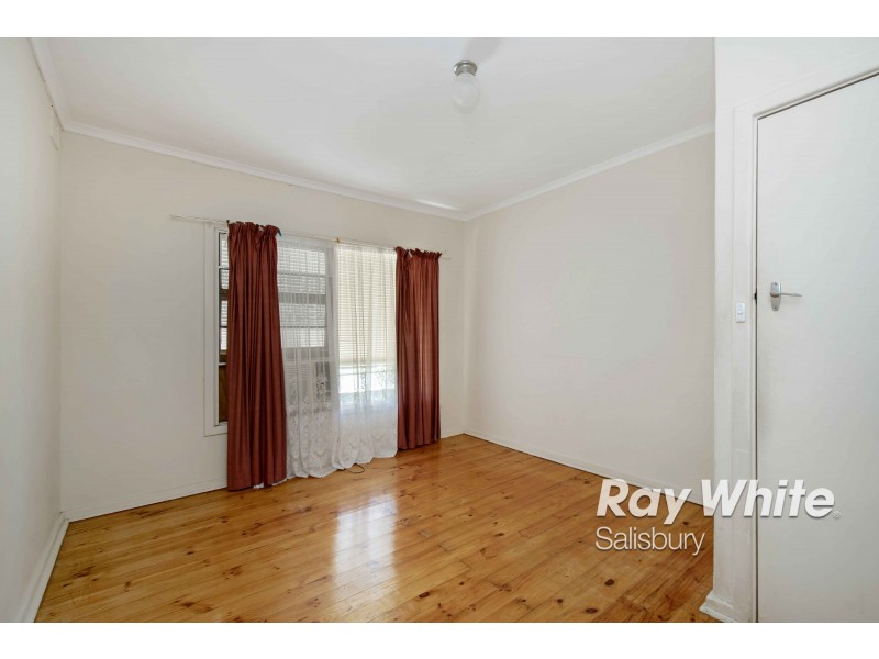 8 Seatown Road, Elizabeth Park SA 5113
