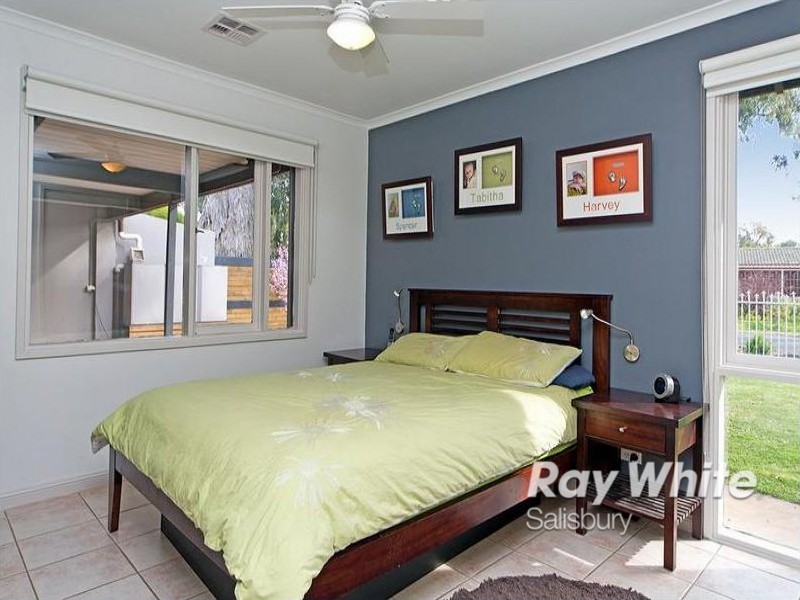 12 Townsend Avenue, Parafield Gardens SA 5107