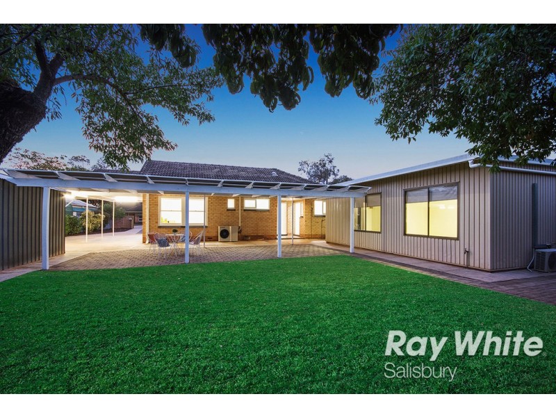 12 Limerick Street, Salisbury Downs SA 5108