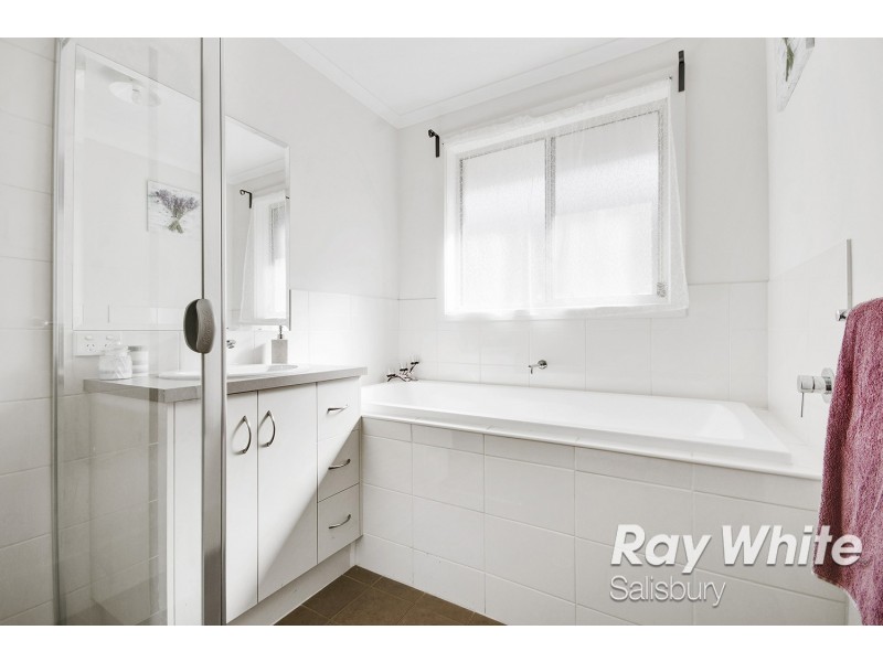 12 Mango Street, Direk SA 5110