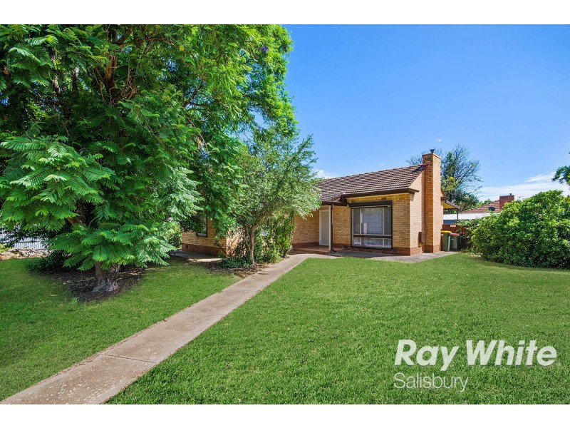 24 Hewitt Road, Elizabeth South SA 5112