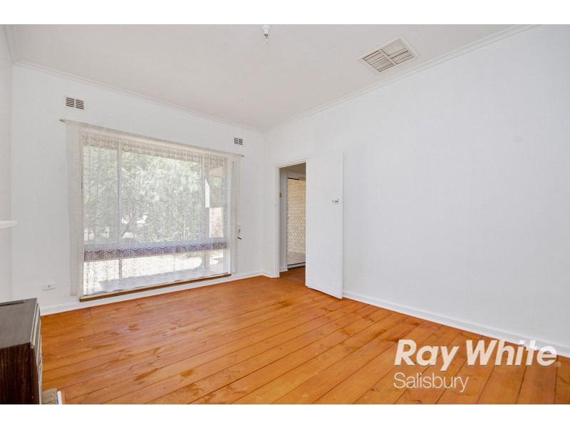 24 Hewitt Road, Elizabeth South SA 5112