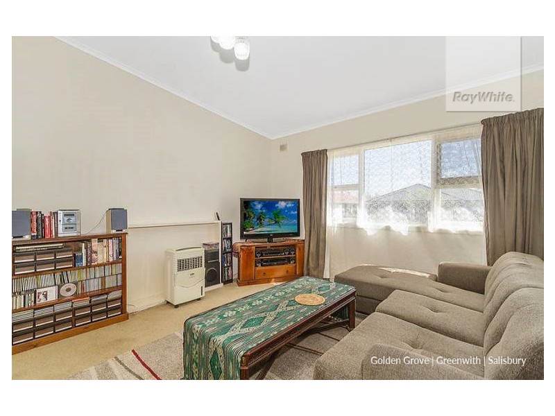 25 Crabb Road, Smithfield Plains SA 5114
