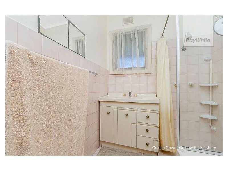 25 Crabb Road, Smithfield Plains SA 5114