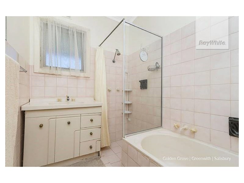 25 Crabb Road, Smithfield Plains SA 5114