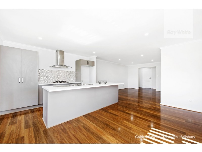 8 Vista Court, Hillbank SA 5112