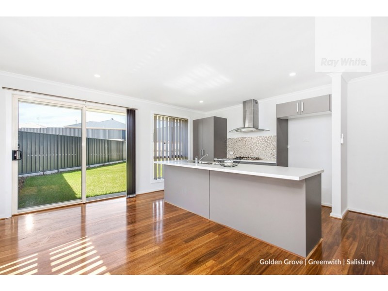 8 Vista Court, Hillbank SA 5112