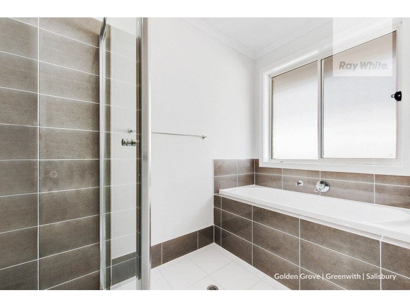 8 Vista Court, Hillbank SA 5112