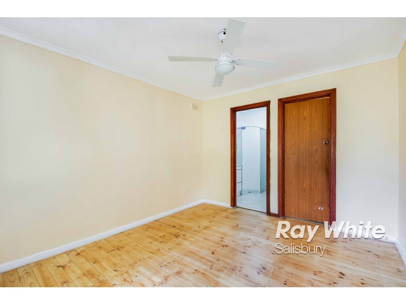 60 Marcian Avenue, Elizabeth Downs SA 5113