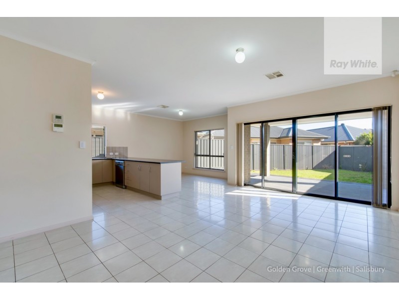 35 Swinden Crescent, Blakeview SA 5114