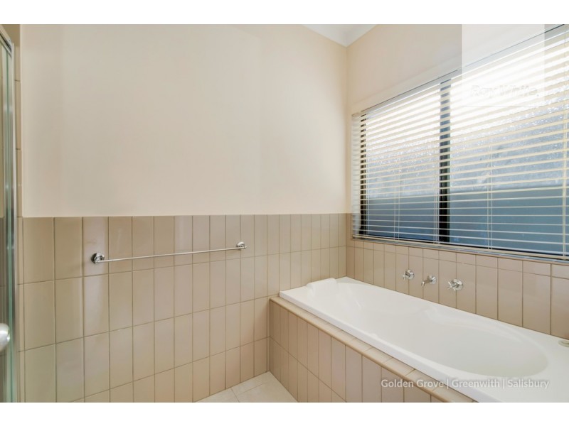 35 Swinden Crescent, Blakeview SA 5114