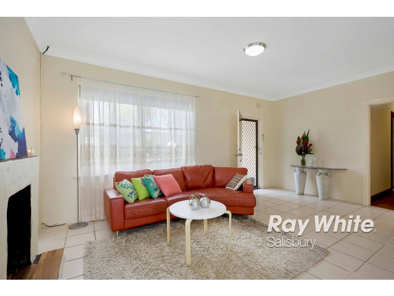 19 Donhead Street, Elizabeth SA 5112