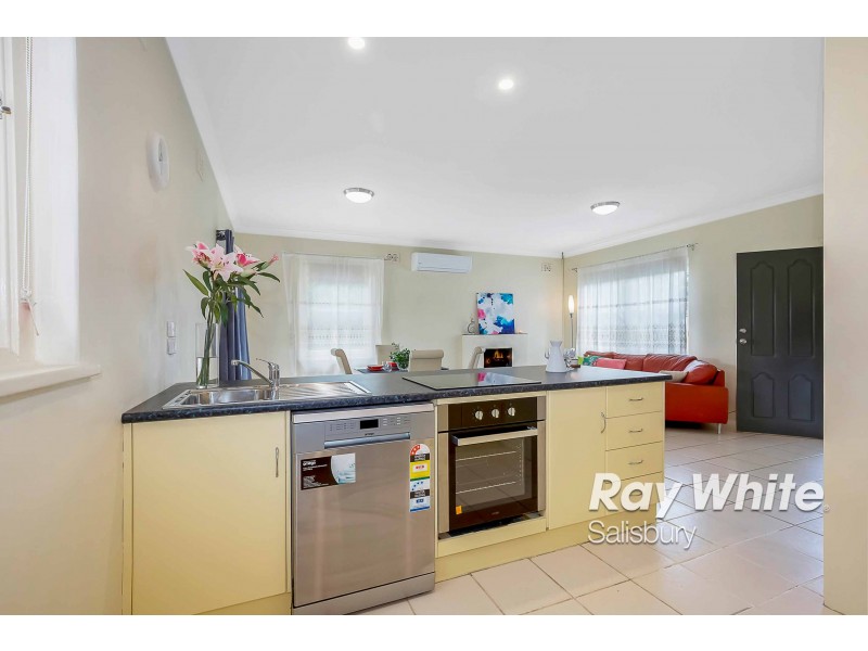 19 Donhead Street, Elizabeth SA 5112