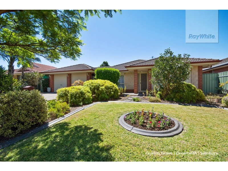 15 Lakeside Drive, Paralowie SA 5108
