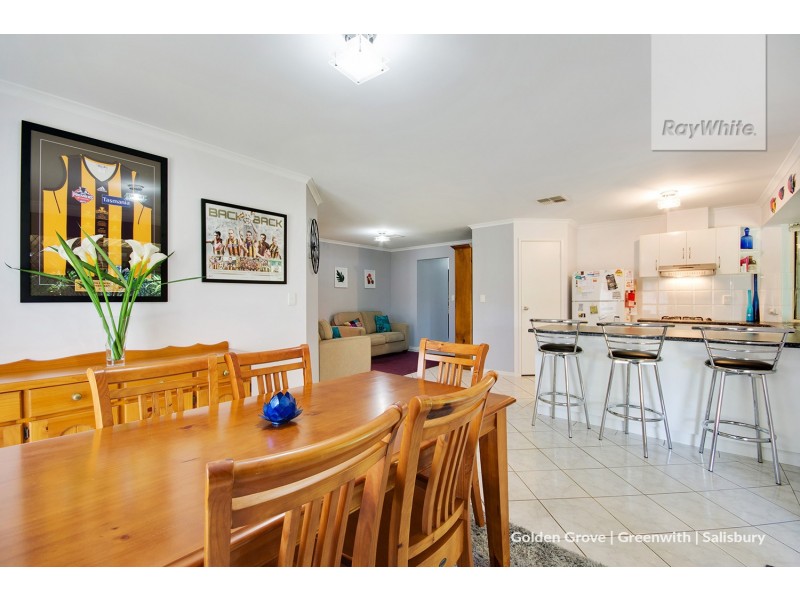 15 Lakeside Drive, Paralowie SA 5108