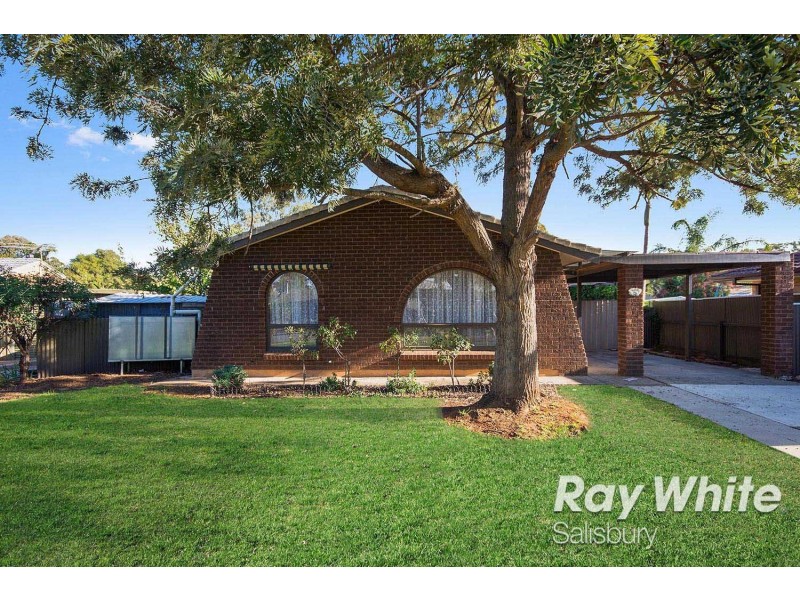 8 Blundell Close, Salisbury Downs SA 5108