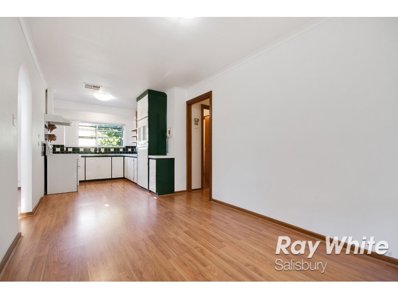 8 Blundell Close, Salisbury Downs SA 5108