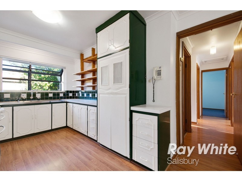 8 Blundell Close, Salisbury Downs SA 5108