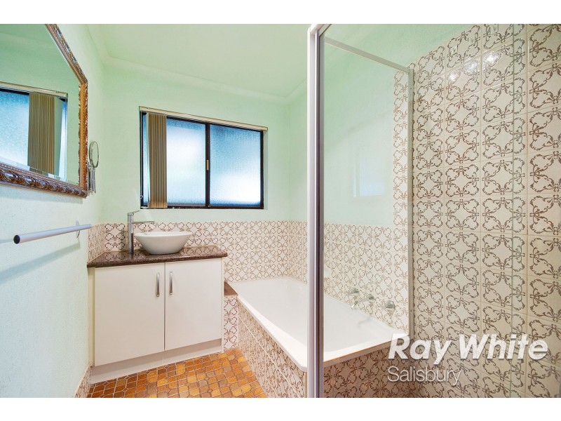 8 Blundell Close, Salisbury Downs SA 5108