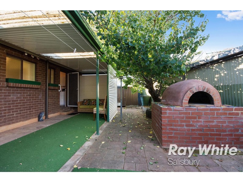 8 Blundell Close, Salisbury Downs SA 5108