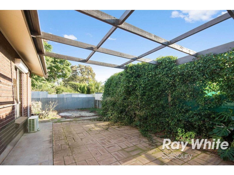 8 Blundell Close, Salisbury Downs SA 5108