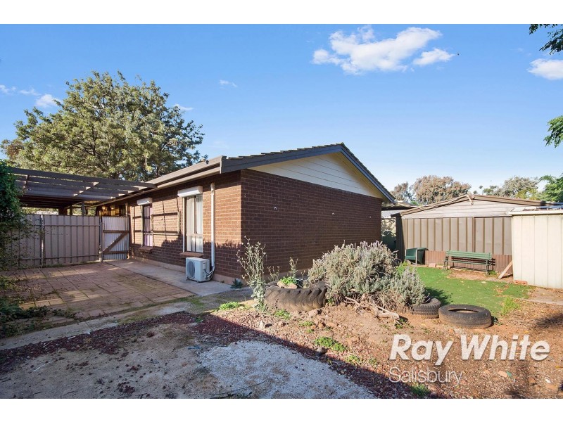 8 Blundell Close, Salisbury Downs SA 5108