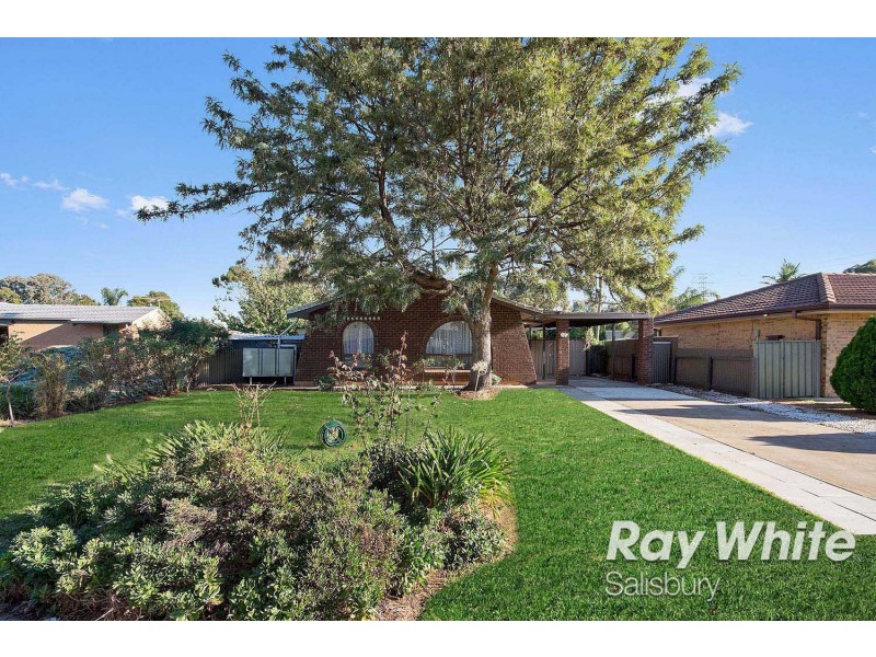 8 Blundell Close, Salisbury Downs SA 5108