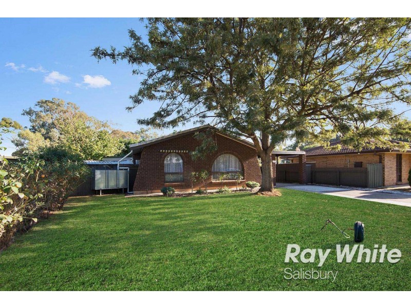8 Blundell Close, Salisbury Downs SA 5108