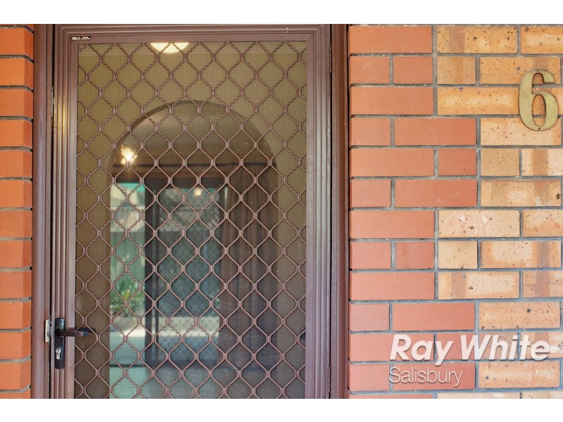 6 Ronaldo Way, Paralowie SA 5108