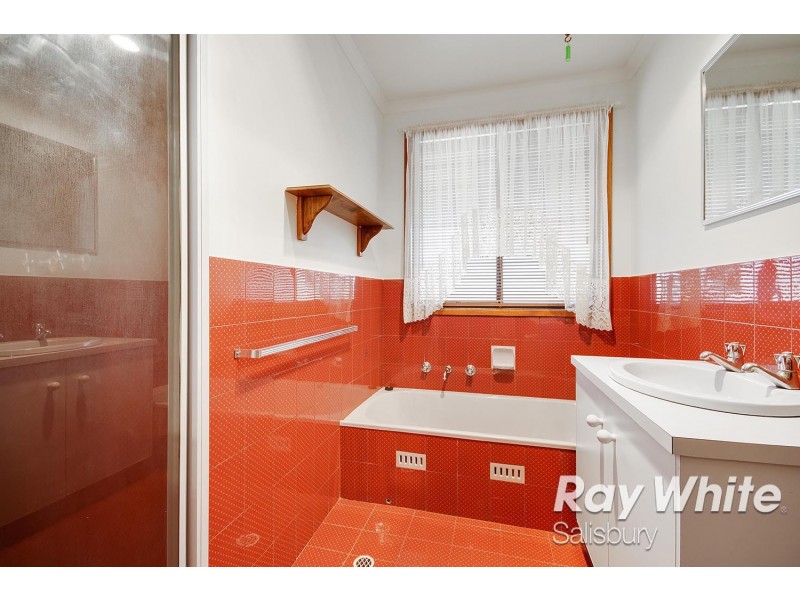 6 Ronaldo Way, Paralowie SA 5108