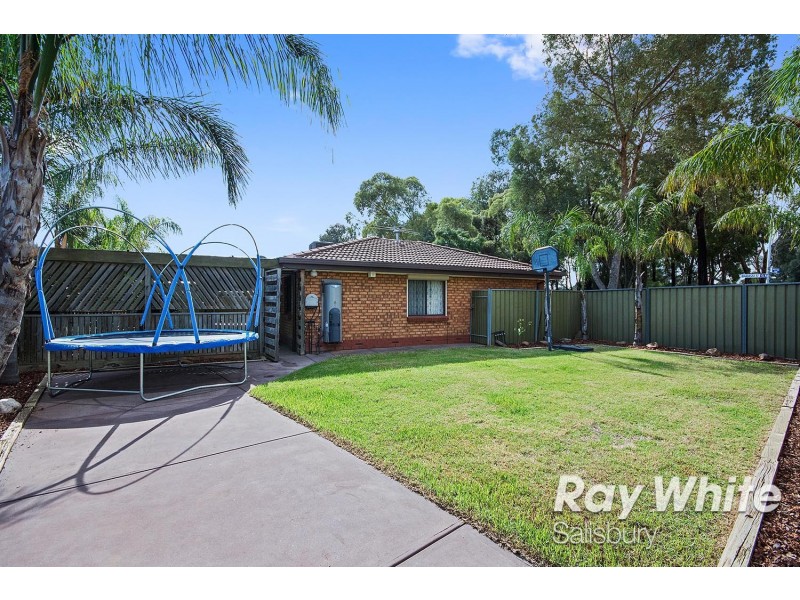 6 Ronaldo Way, Paralowie SA 5108