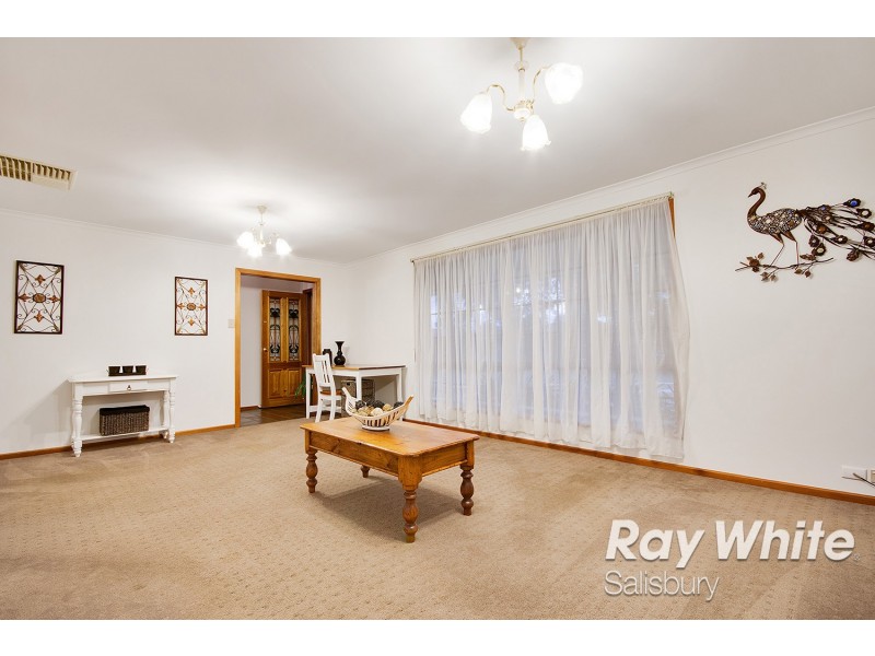 27 Olive Grove, Munno Para West SA 5115