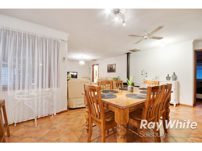 27 Olive Grove, Munno Para West SA 5115