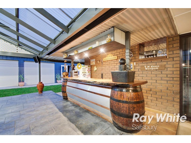 27 Olive Grove, Munno Para West SA 5115