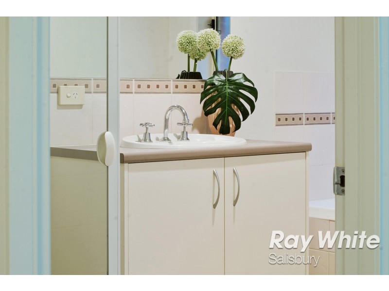 11 Dineen Road, Parafield Gardens SA 5107