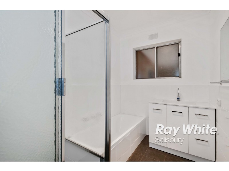 5 Sharon Avenue, Parafield Gardens SA 5107