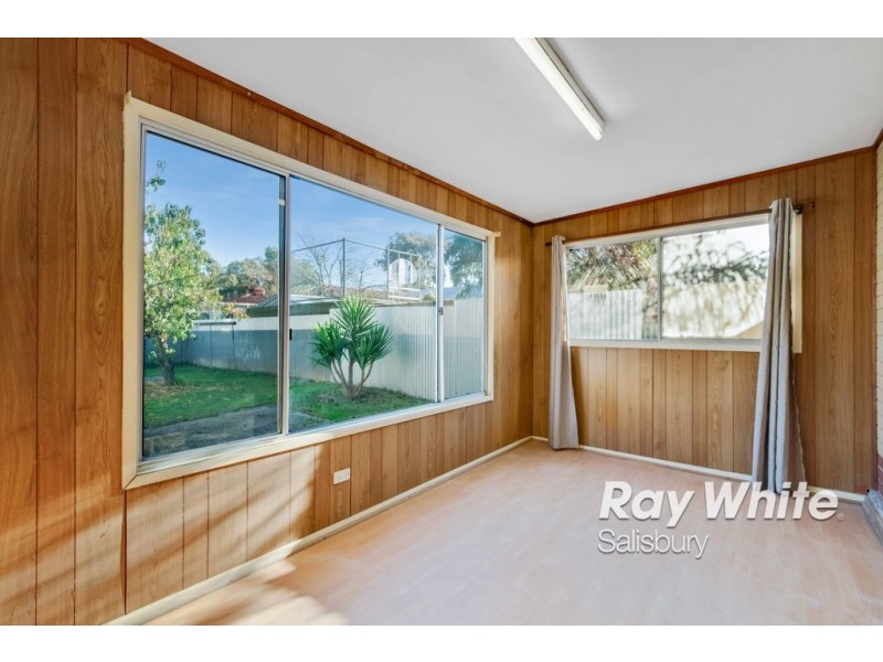 5 Sharon Avenue, Parafield Gardens SA 5107